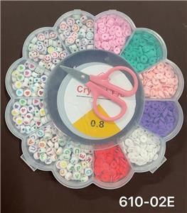 新款花盒12格混字母+软陶串
珠盒（带剪刀+线盒） - OBL10233586