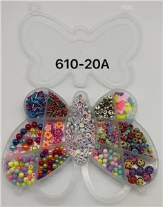 新款英文9格蝴蝶串珠盒      （短米珠+陶片+表情珠） - OBL10233661