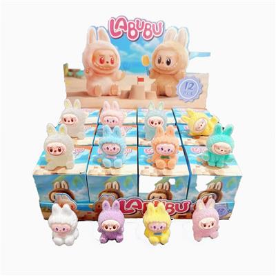 展示盒12只庄植绒摆件
沙滩拉布布
混色混款 - OBL10364422