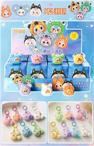 娃三岁大头盲盒（12入钥匙扣）/树脂植绒款/混色混款 - OBL10412476
