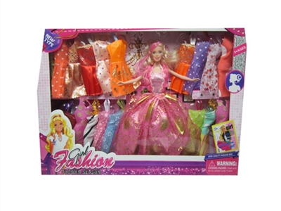 Barbie princess with 18 pieces of clothing - OBL633421