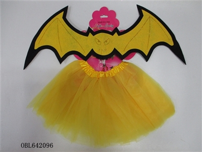 Two-piece non-woven bat wings - OBL642096