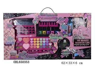 Cosmetic sets - OBL650353