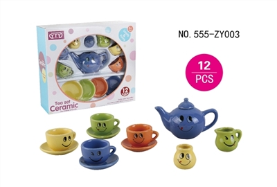 In the ceramic teapot: round face - OBL653995