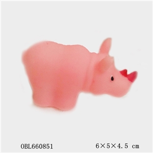 The bathroom water animals rhino horns - OBL660851