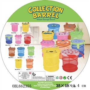 Little bear receive a barrel - OBL662355