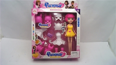 Interesting assembling and 9 inches barbie - OBL665723