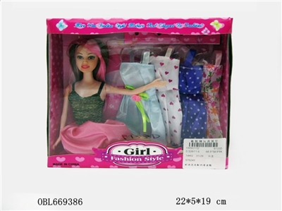 Barbie fashion with four sets of clothes - OBL669386