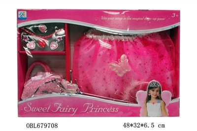 Beautiful group of accessories - OBL679708