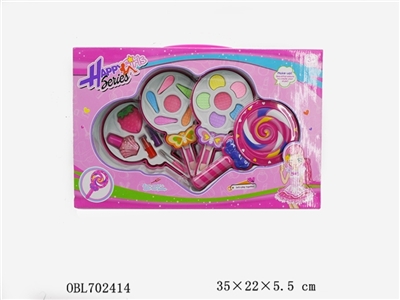 To cover the lollipop three layers of cosmetics - OBL702414