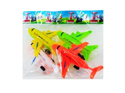 Taxiing aircraft - OBL718216