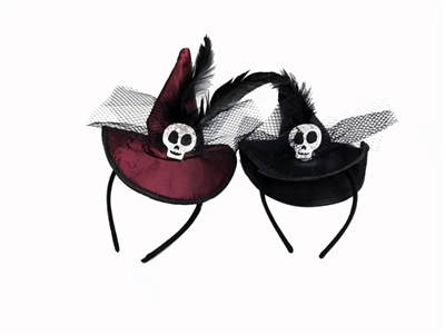 The witch plus yarn and feather headdress and skulls - OBL721247
