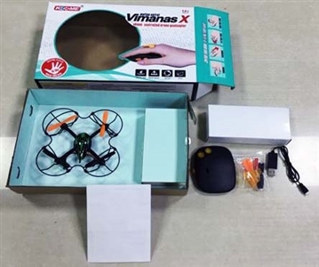 4 channel 2.4GHz Drone with Gyro(4通道小四轴飞行器,定高) - OBL724579