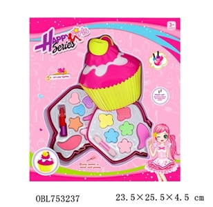 Cover cake cosmetics on the second floor - OBL753237