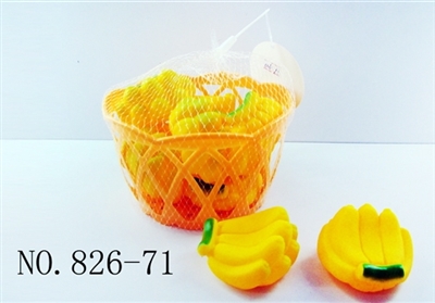 Squeezing the fruit banana baskets for only 10 - OBL768265