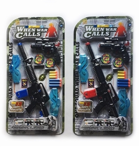 Hard plastic pump up three with soft bullet gun - OBL772490