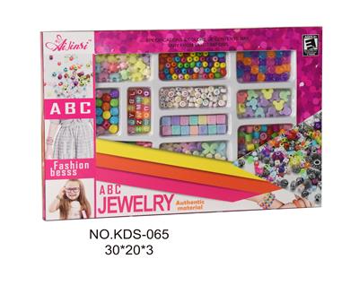 JEWELRY SET. - OBL831891