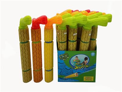 HOLDING CURVED PEARL COTTON WATER CANNON - OBL853926