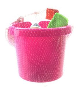 BIG BUCKETS ON THE BEACH - OBL863724