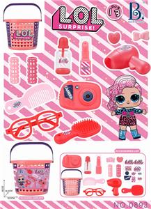 SURPRISE DOLL MAKEUP BASKET - OBL871677