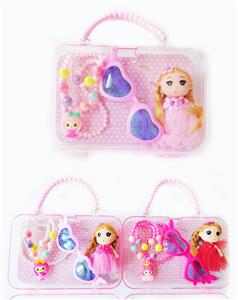 大手提盒饰品（项链+手链+眼镜+迷糊娃娃） - OBL922306