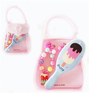 小手提背包饰品（项链+手链+按摩梳）雪糕 - OBL922521