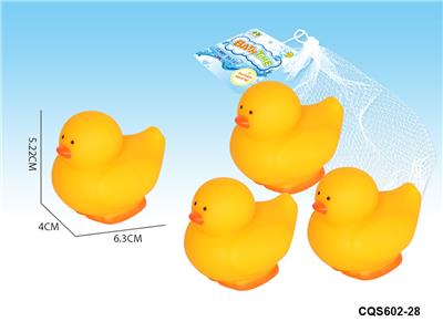 4只喷水小黄鸡 - OBL936707