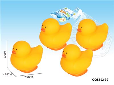 4只喷水小黄鸡 - OBL936709