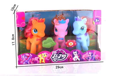 搪胶皇冠3只搪胶马宝丽 - OBL982181