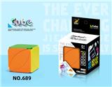 OBL10004802 - MAGIC CUBE