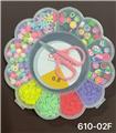 OBL10233587 - 新款花盒12格软陶+树脂陶串
珠盒（带剪刀+线盒）