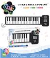 OBL10433573 - BLACK AND WHITE PIANO WITH 37 KEYS