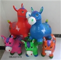 OBL627379 - Inflatable color horse