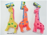 OBL638703 - Bellow spots a giraffe