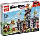 OBL655284 - Pigs, the king of the castle