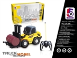 OBL700269 - 4 through remote forklift.