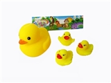OBL764618 - 11 cm yellow duck with three yellow ducklings