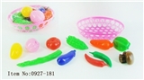 OBL768140 - Fruits and vegetables with basket of 11 PCS