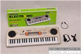 OBL846112 - 49-KEY ELECTRONIC PIANO WITH MICROPHONE/AUDIO LINE/USB CABLE.
